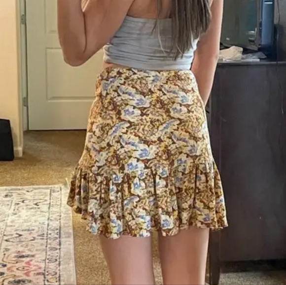 Free people med floral yellow skirt size medium - Picture 9 of 10